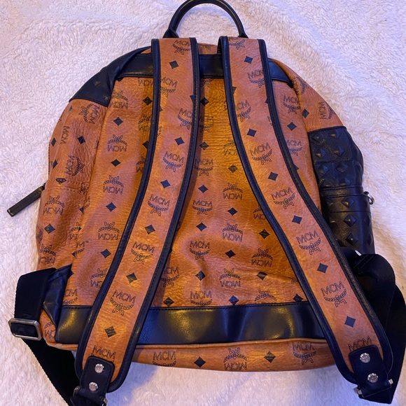 MCM Backpack - Picture 4 of 5